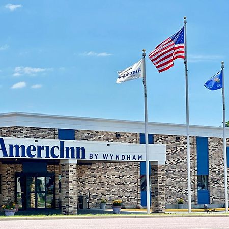 Americinn & Suites By Wyndham Baraboo Event Center Extérieur photo