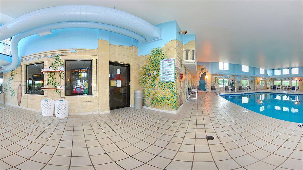 Americinn & Suites By Wyndham Baraboo Event Center Extérieur photo