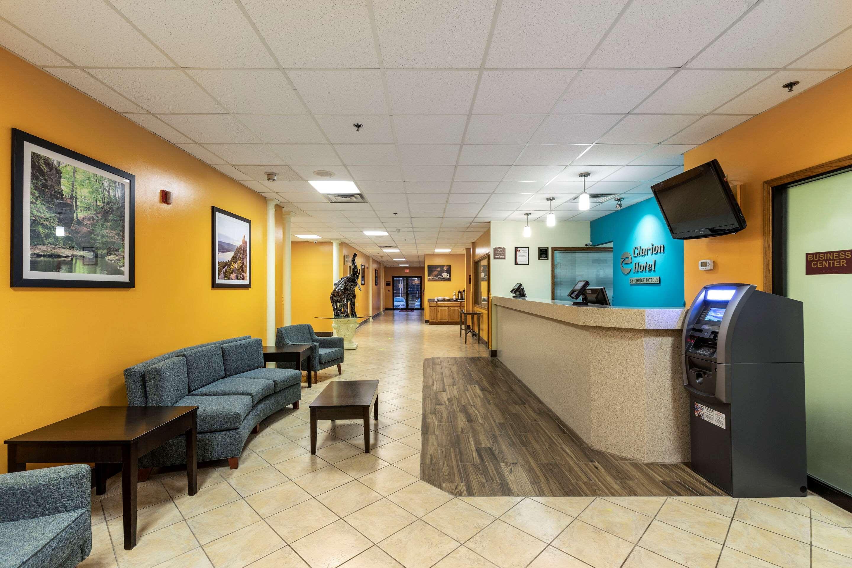 Americinn & Suites By Wyndham Baraboo Event Center Extérieur photo