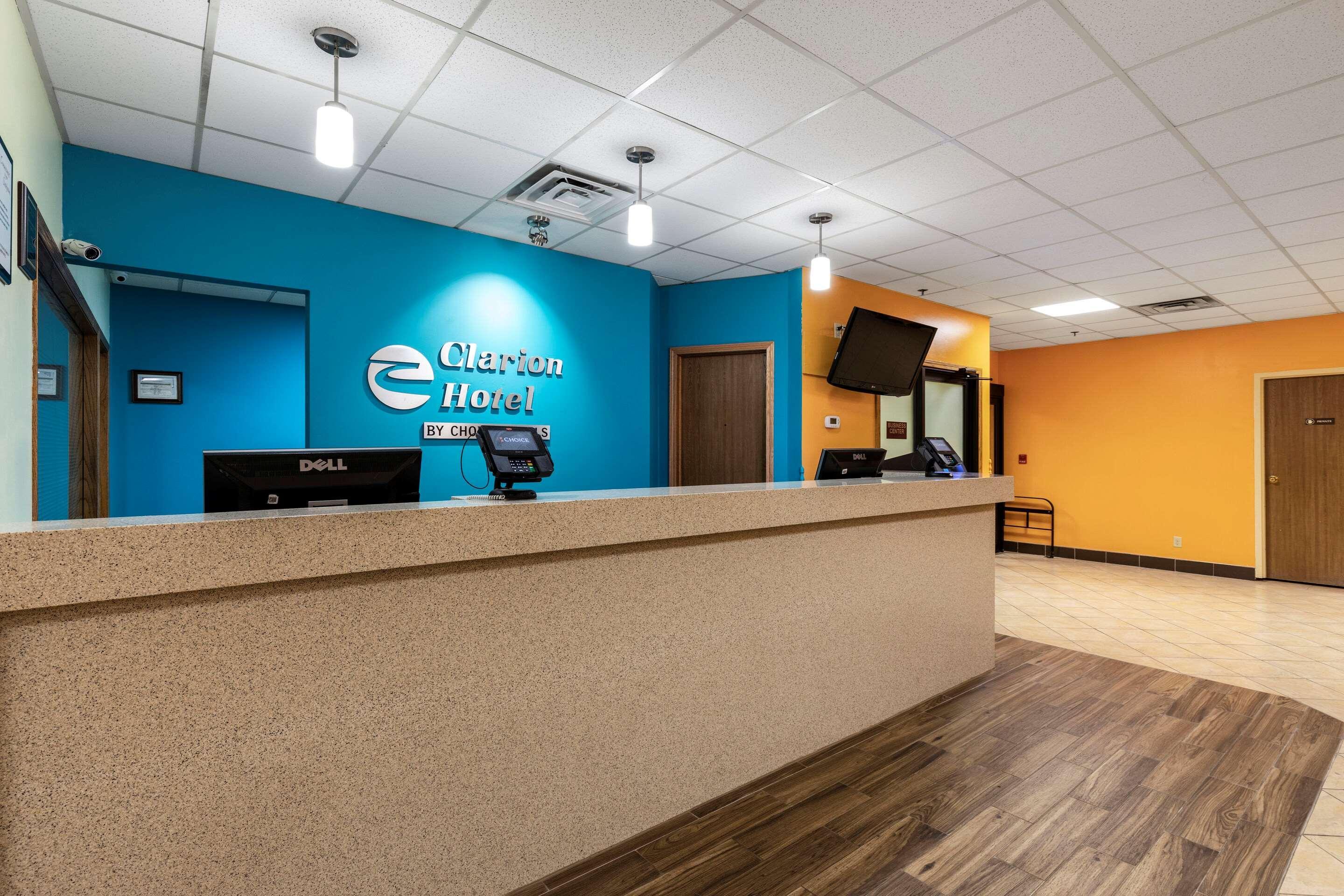 Americinn & Suites By Wyndham Baraboo Event Center Extérieur photo