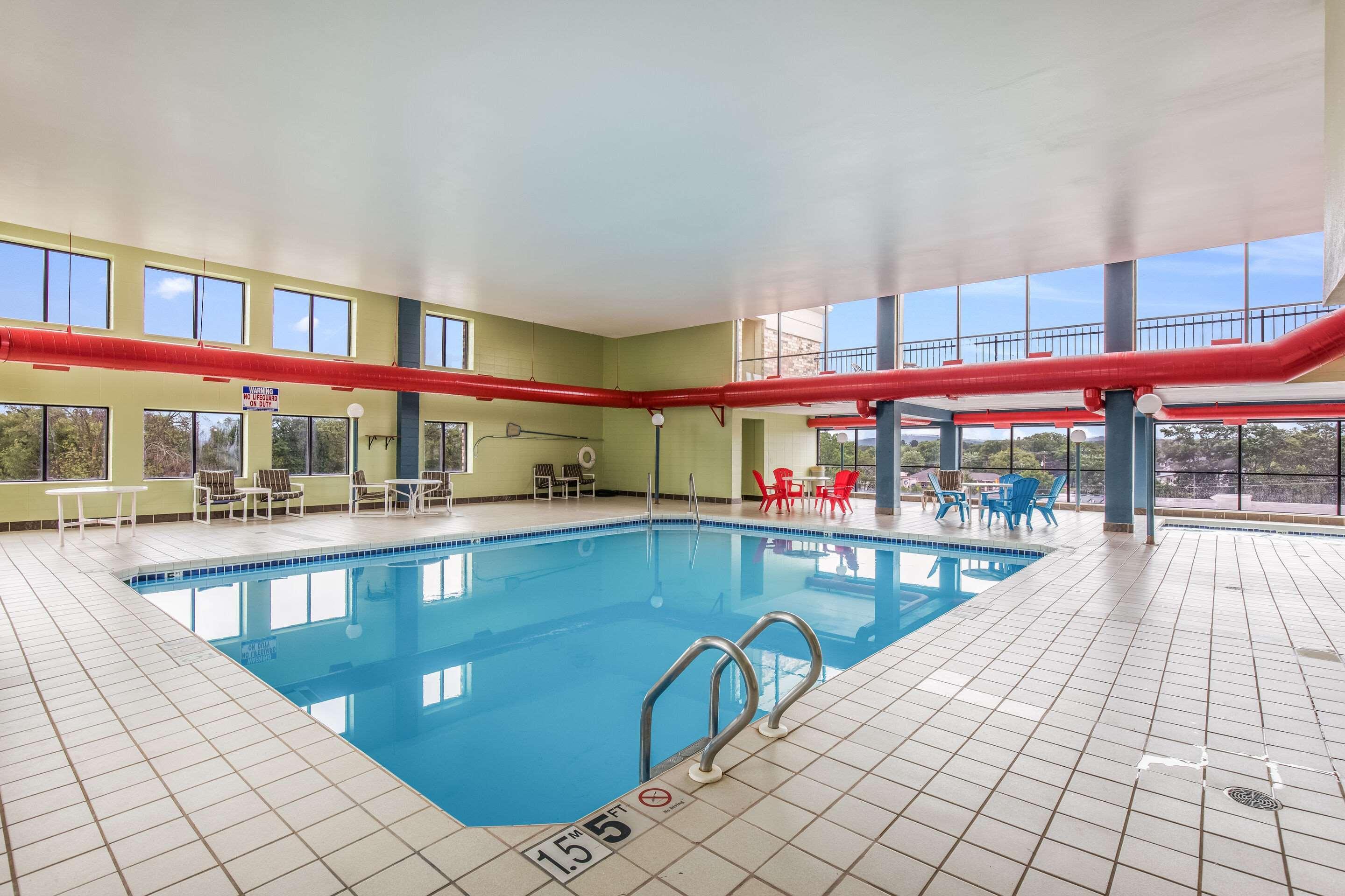 Americinn & Suites By Wyndham Baraboo Event Center Extérieur photo