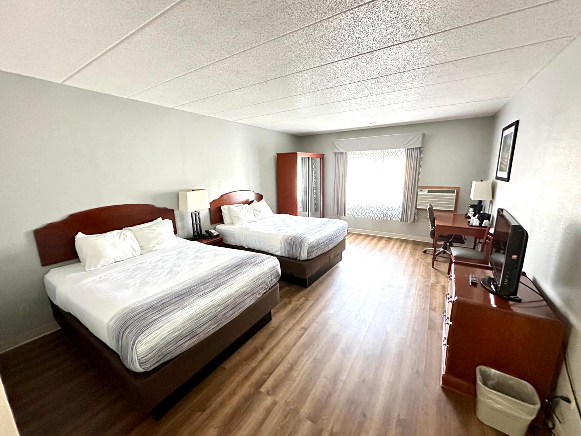 Americinn & Suites By Wyndham Baraboo Event Center Extérieur photo