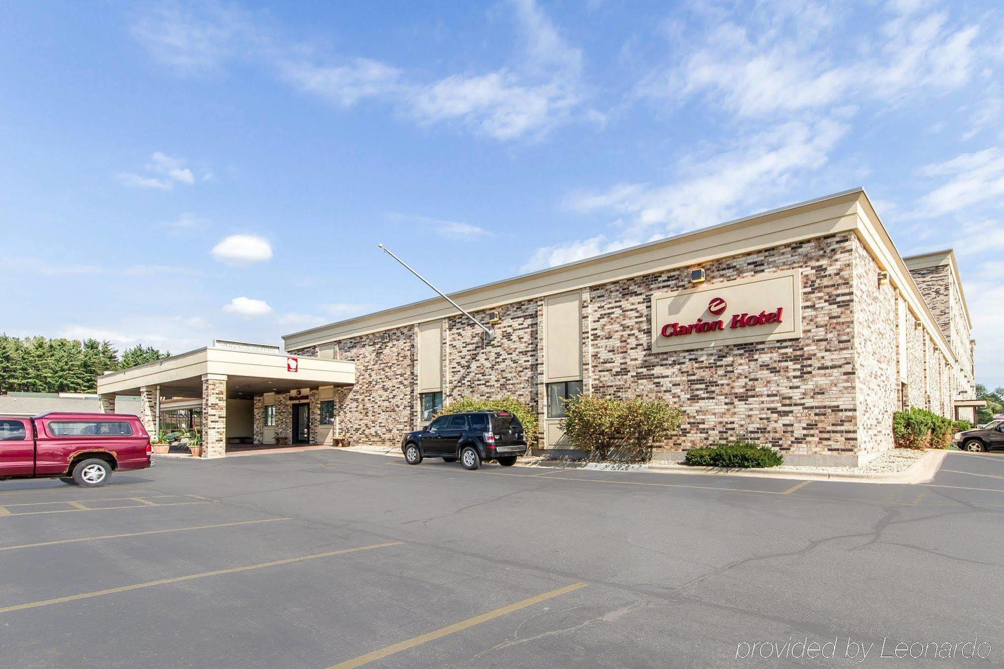Americinn & Suites By Wyndham Baraboo Event Center Extérieur photo