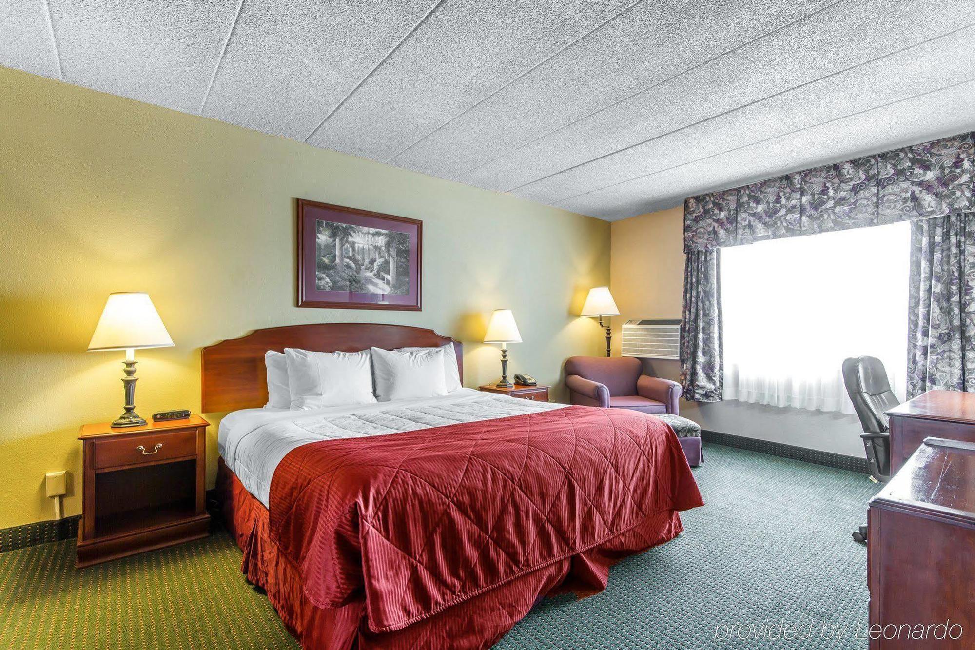 Americinn & Suites By Wyndham Baraboo Event Center Extérieur photo
